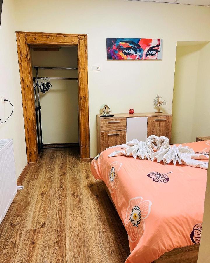 Private Apartment In The City Centre. Gran Varadino Esterno foto